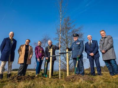 Community project to transform former golf course to go green for Queen’s Jubilee Community project to transform former golf course to go green for Queen’s Jubilee