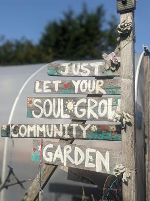 Community songwriting project